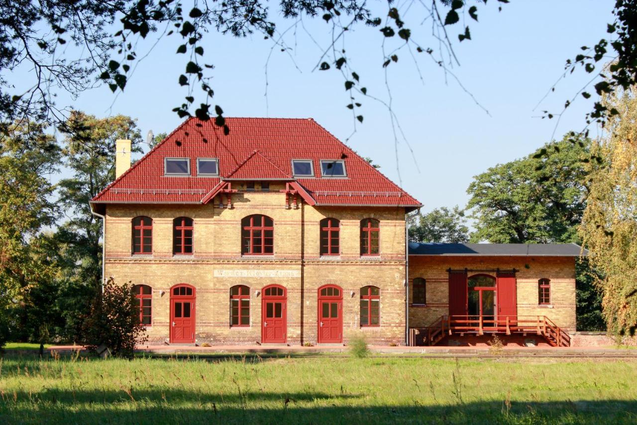 Ferienwohnungen Bahnhof Werder Juterbog Exterior photo